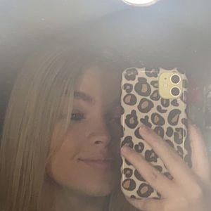 Meet your Posher, Allison